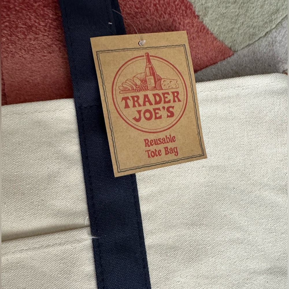 NWT Trader Joe’s reusable canvas bag - Picture 2 of 6